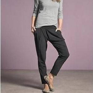 Athleta Black Ankle Pants